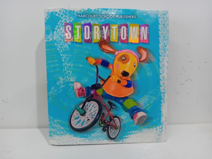 STORYTOWN 