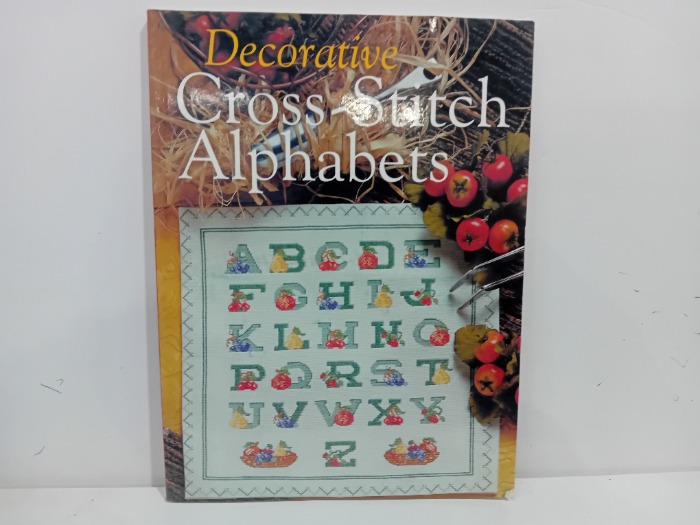 Decor ative Cross Stich Alphabets 