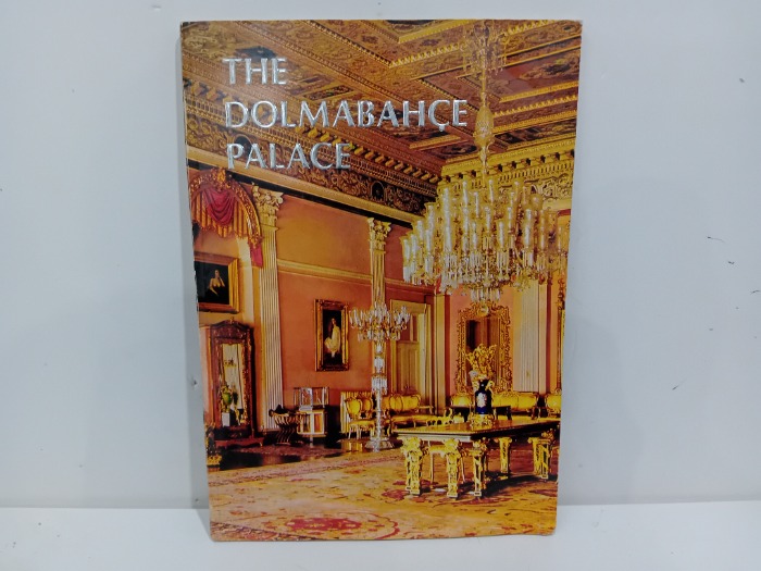 THE DOLMABAHCE PALACE 