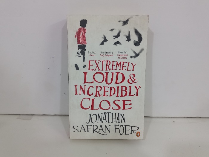 EXTREMELY LOUD INCREDIBLY CLOSE