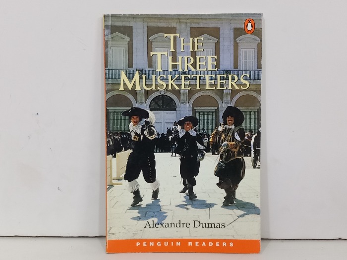 THE THREE MuskTEERD