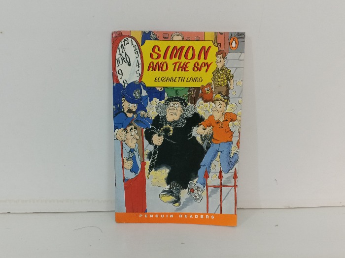 SIMON AND THE SPY  ELIZABETH LAIRD