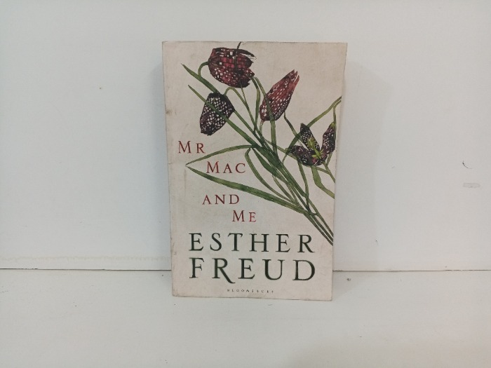 MR  MAC  AND ME  ESTHER FREUD