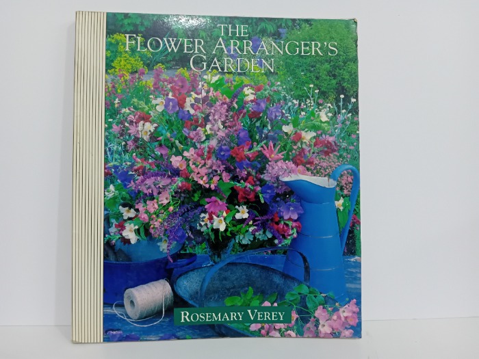 THE FLOWER ARRANGERS GARDEN