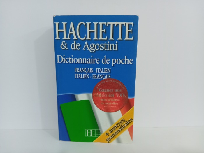 HACHETTE