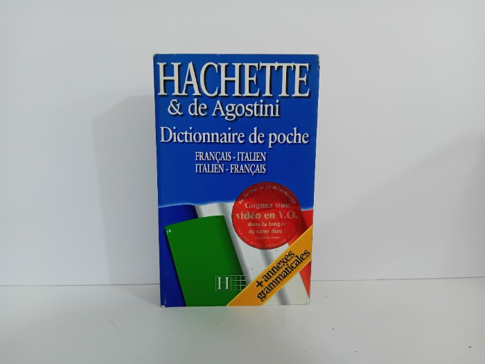 HACHETTE