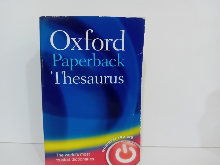Oxford Paperback Thesaurus
