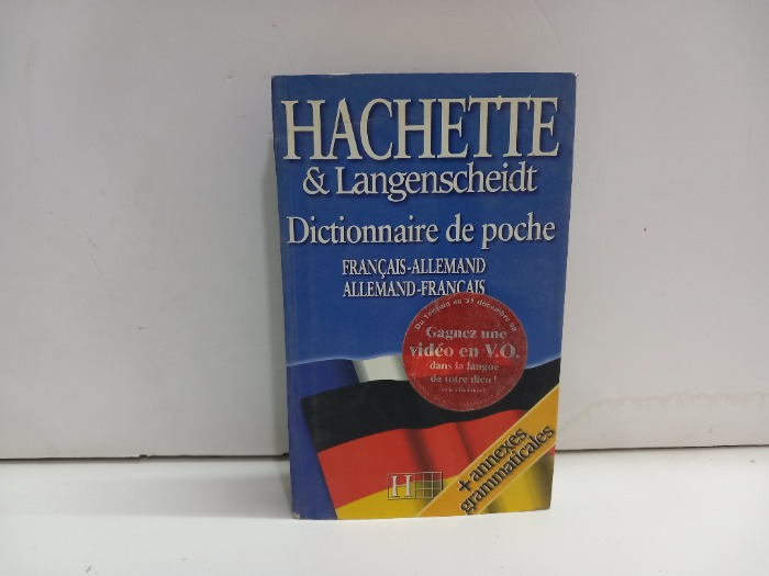 HACHETTE