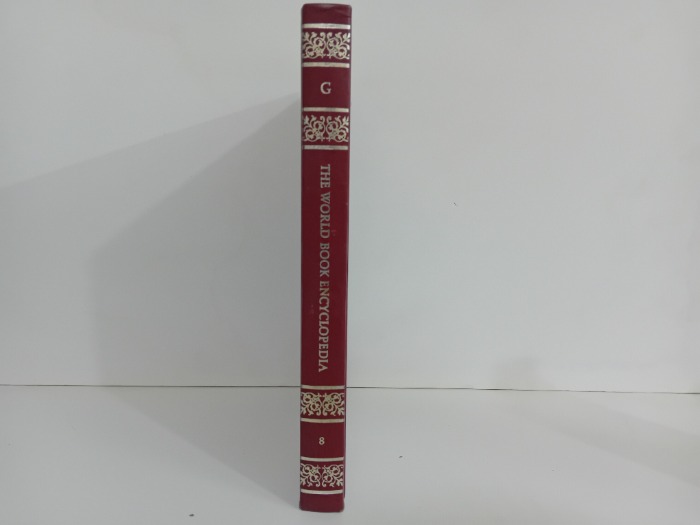 THE WORLD BOOK ENCYCLOPEDIA 8