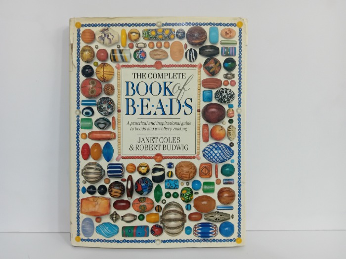 THE COMPLETE BOOK OF BEADS
